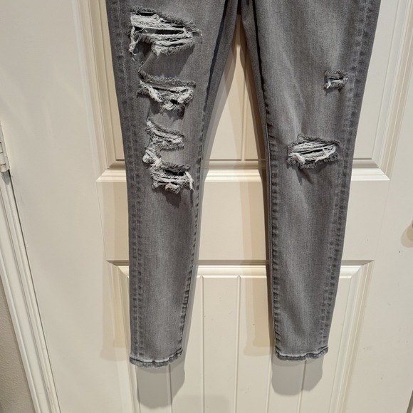 American Eagle Womens 6 Super High Rise Jeggings Distressed Next Level Stretch - Picture 3 of 14